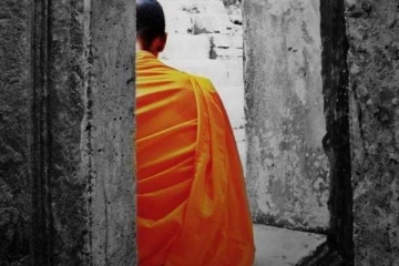 சுற்றிவளைப்பில் கைதான தேரர் உள்ளிட்ட குழு ; விசாரணையில் வெளிவந்த தகவல்