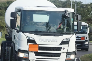 பிரித்தானியாவில் எரிபொருள் விநியோகச் சேவைக்காக களமிறக்கப்படுகிறதா இராணுவம்?