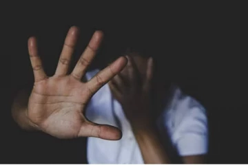 இளைஞருக்கு பாலியல் வன்கொடுமை - கடனால் கும்பல் வெறிச்செயல்!