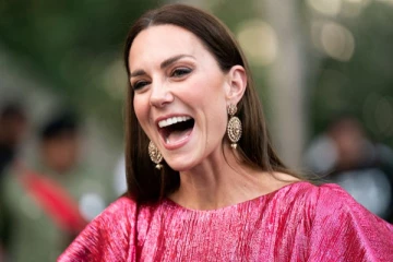 மங்கும் ராஜ குடும்பத்தின் புகழ்: ஒரே நம்பிக்கை இவர்தான்... ராஜ குடும்ப எழுத்தாளர் எச்சரிக்கை