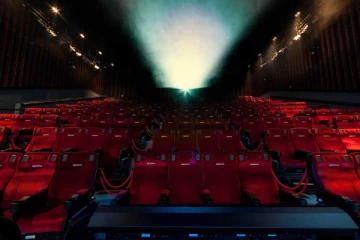 ஈழத் தமிழர்களின் வரலாற்று திருப்பங்கள் - தமிழக சினிமாவினால் முடியாத காரியம்