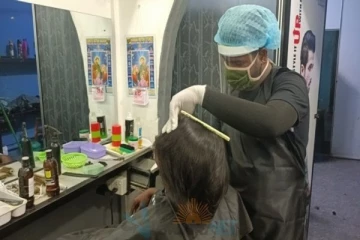 சிகையலங்கார நிலையத்திற்கு சென்றவர்களுக்கு சுகாதார பிரிவினரின் அவசர கோரிக்கை