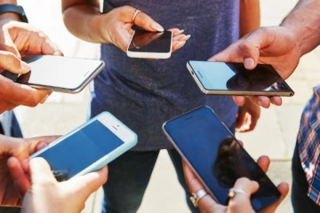 உங்கள் ஸ்மார்ட்போன் காணாமல் போனால் அதை கண்டுபிடித்து லாக் செய்வது எப்படி?