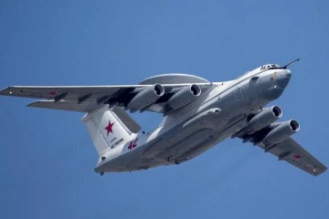 ரஷ்யாவிற்கு பேரிழப்பு : உளவு விமானத்தை சுட்டுவீழ்த்தியது உக்ரைன்