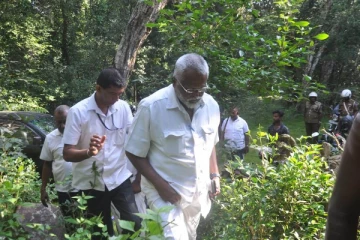 வெடுக்குநாறி மலை ஆதி லிங்கேஸ்வர் ஆலயத்திற்கு அமைச்சர் விஜயம்! வழங்கிய உறுதிமொழி