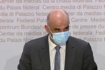 சுவிட்சர்லாந்தில் கொரோனா கட்டுப்பாடுகள் எப்போது முடிவுக்கு வரும்? சுகாதாரத்துறை அமைச்சர் தகவல்