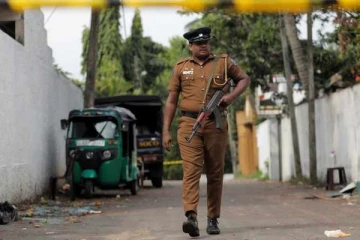 காதல் விவகாரத்தால் இளைஞர் கத்தியால் குத்திப் படுகொலை!