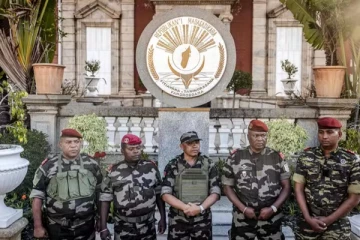 மடகஸ்காரில் ஆட்சியை கைப்பற்றிய இராணுவம்