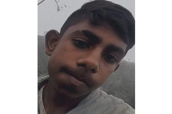 மேலதிக வகுப்பிற்கு சென்ற மாணவன் மாயம் - உதவி கோரும் பெற்றோர் | Missing Student Parents Requesting Help