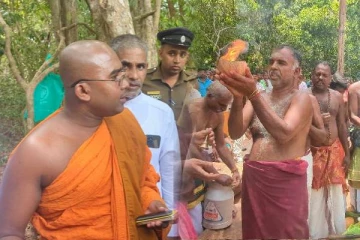 குருந்தூர் மலையில் தமிழர்களின் இறுதி பூஜை இதுவே! எச்சரிக்கும் பௌத்த தேரர்