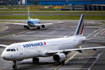 எயார் பிரான்ஸ் ; 55 வயதில் ஓய்வூதியம் வேண்டாம் !