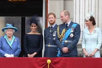 பிரித்தானிய மகாராணியாரை இரகசியமாக சந்தித்த ஹரி: அவர் என்ன சொன்னாராம் தெரியுமா?