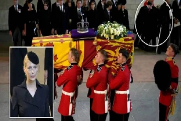 பிரித்தானிய அரசியாரின்  சவப்பெட்டியை பார்த்து மயங்கிவிழுந்த உறவினர்!