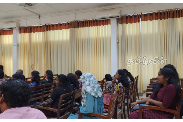 படைப்பாளியாக மாறியதற்கு யாழ். பல்கலைக்கழக நூலகமே காரணம்: தீபச்செல்வன் | Writer Theepachelvan Novel Cyanide Launch Ceremony