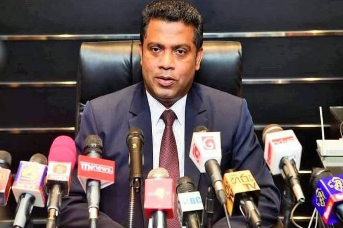 கல்முனை மருத்துவமனை ஆடை விவகாரம் ; இனவாத மோதலாக மாற்ற வேண்டாம் | Kalmunai North Base Hospital Clothing Issue கல்முனை மருத்துவமனை ஆடை விவகாரம் ; இனவாத மோதலாக மாற்ற வேண்டாம் | Kalmunai North Base Hospital Clothing Issue