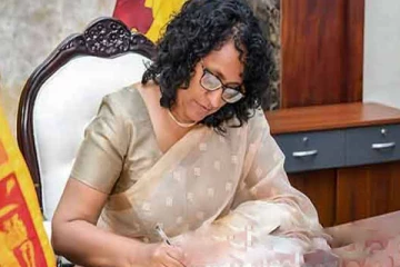 மீண்டும் பிரதமராக கடமைகளை பொறுப்பேற்றார் ஹரிணி அமரசூரிய