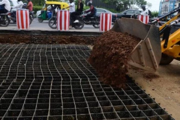 Geocell தொழில்நுட்பத்துடன் இந்தியாவின் முதல் பிளாஸ்டிக் சாலை.., விஞ்ஞானிகள் பாராட்டு