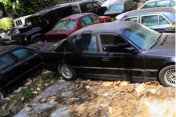 முல்லைத்தீவில் பகிரங்க வாகன ஏல விற்பனை