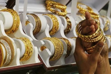 අද දිනයේ ලංකාවේ රන් මිල සටහන් වන ආකාරය.