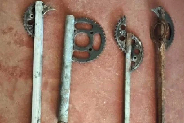 யாழில் கூரிய ஆயுதங்கள் கண்டுபிடிப்பு! | Discovery Of Sharp Weapons In Yali