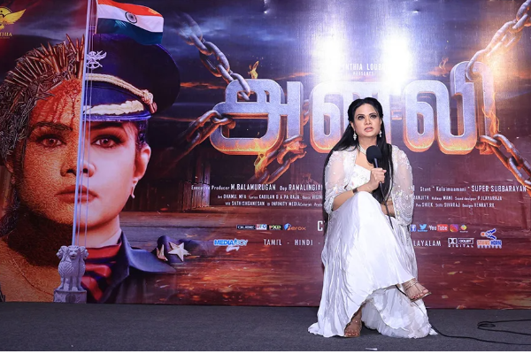 விஜய் கண்டிப்பாக மீண்டும் நடிக்க வருவார்; நடிகை ஆரூடம்! | Vijay Will Definitely Return Acting Cynthia Lourde விஜய் கண்டிப்பாக மீண்டும் நடிக்க வருவார்; நடிகை ஆரூடம்! | Vijay Will Definitely Return Acting Cynthia Lourde