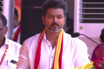 விஜய் அரசியலை தரைகுறைவாக பேசிய போஸ் வெங்கட்!! கண்டித்த நடிகர்..