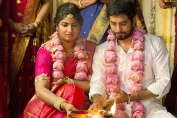 ஆரி வீட்டில் நடந்த விஷேசம்! ஈழத்து பெண்ணான மனைவி இப்போ எப்படி இருக்கின்றார் தெரியுமா?  தீயாய் பரவும் புகைப்படங்கள்