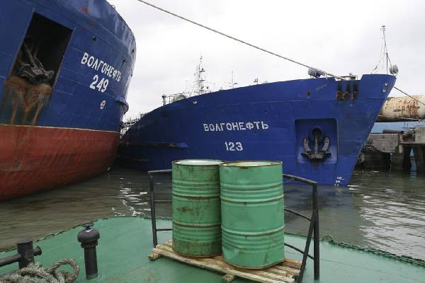 ஐரோப்பிய நாடுகளின் கண் முன்னே... எண்ணெய் கப்பல்களின் எண்ணிக்கையை அதிகரித்த ரஷ்யா | Europe Standoff Russia Shadow Fleet