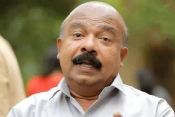 பிரபல மலையாள மாரடைப்பால் மரணம் - சோகத்தில் மூழ்கிய திரையுலகம்