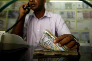 உயிரிழந்த மனைவிக்கு போலி ஆவணங்கள்; 70 இலட்சம் சுருட்டிய அரச உத்தியோகஸ்தர்!
