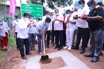 மாத்தளையில் 670  வீதிகள் அமைக்க முடிவு - ஜோன்ஸ்டன்   பெர்னாண்டோ