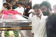 பாக்யராஜ் உடலுக்கு இறுதி அஞ்சலி செலுத்திய முதலமைச்சர் விஜய்.. கதறி அழுத சாந்தனு..
