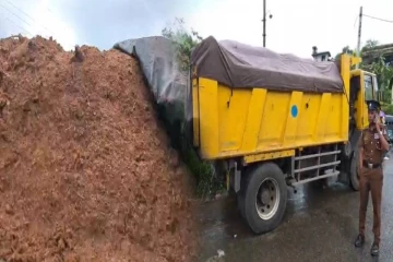 சட்டவிரோதமாக 6 ஆயிரம் கிலோகிராம் கழிவுத் தேயிலை கடத்தியவர் கைது