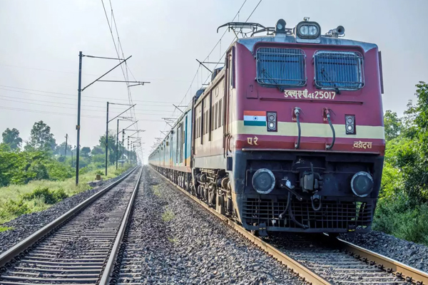 சொந்த ஊர்களிலிருந்து திரும்ப விசேட போக்குவரத்து அறிமுகம் | Introduction Of Special Transport From Hometowns