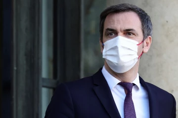 தனது உடல்நிலை குறித்து பிரான்ஸ் சுகாதார அமைச்சர் வெளியிட்ட முக்கிய தகவல்