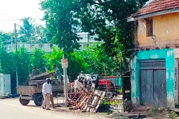 நற்பிட்டிமுனை பகுதியில் வீதியோர மீன் வியாபார நடவடிக்கைக்கு முற்றாக தடை (PHOTOS)