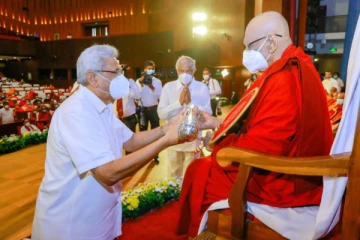 ஆட்சிபீடமேற்றிய தேரர்களாலேயே கடுமையாக விமர்சிக்கப்படும் கோட்டாபய!