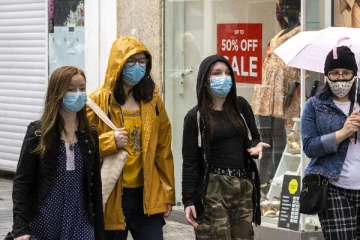 பிரித்தானியாவில் கொரோனா பரவும் சராசரியை குறிக்கும் ‘R’ எண் உயர்வு!