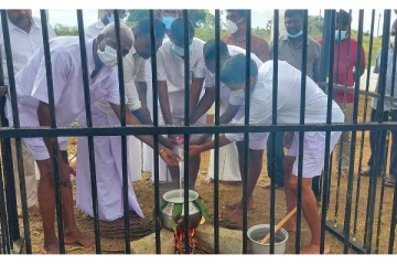 முற்றவெளியில் நடந்த ஒரு பொங்கலும் சந்தையும்!