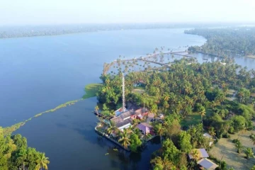 தமிழகத்தின் நுழைவாயில் என்று அழைக்கப்படும் மாவட்டம்.., எது தெரியுமா?