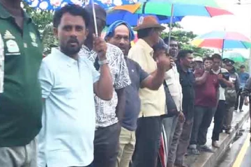 කොළඹ ජනාධිපති ලේකම් කාර්යාලය ඉදිරිපිට දැවැන්ත සත්‍යග්‍රහයක්