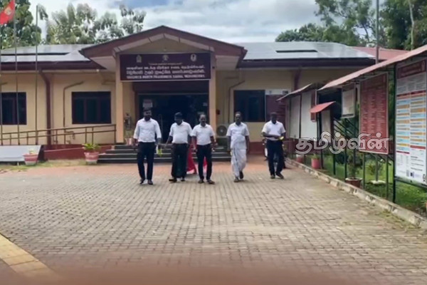 வவுனியா வடக்கு பிரசே சபை அமர்வு : வெளிநடப்பு செய்த ஆளும் கட்சி உறுப்பினர்கள் | Vavuniya Ruling Party Members Who Walked Out