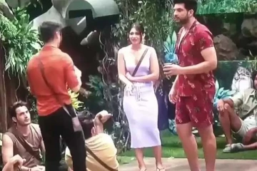 பிக்பாஸில் அரங்கேறிய அதிர்ச்சி: நடிகை குளித்தபோது பாத்ரூம் தாழ்ப்பாளை உடைத்த நடிகர்! கோபத்தில் சல்மான் கான்