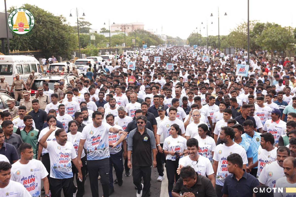 போதைப்பொருள் எதிர்ப்பு விழிப்புணர்வு - 3 கி.மீ தூரம் மாரத்தான் ஓடிய முதல்வர் விஜய் | Cm Vijay Runs 3Km In Anti Drug Awarness Marathon