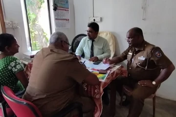 இலை பறித்துக் கொண்டிருந்தவர் முதலை தாக்குதலுக்கு பலி!