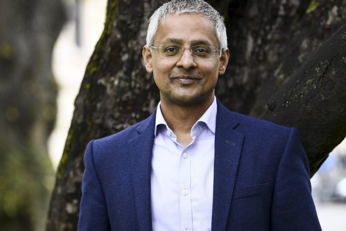 Wolf விருதை வென்ற தமிழ் வம்சாவளி விஞ்ஞானி சங்கர் சுப்ரமணியன் | Uk Tamil Shankar Balasubramanian Won Wolf Award Wolf விருதை வென்ற தமிழ் வம்சாவளி விஞ்ஞானி சங்கர் சுப்ரமணியன் | Uk Tamil Shankar Balasubramanian Won Wolf Award