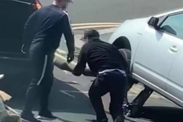 அந்த வகை கார்களையே திருடர்கள் குறிவைக்கிறார்கள்: சாரதிகளுக்கு எச்சரிக்கை விடுத்த பிரித்தானிய அதிகாரிகள்