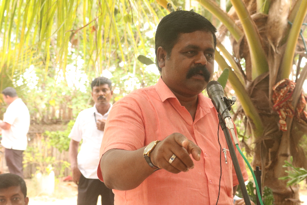 கூட்டமைப்பிற்குள் ஏற்பட்ட பிரிவு - பெறுபேறுகளின் பின்னரே எல்லோரும் பாடம்படிப்பர்; சிறீதரன் வெளிப்படை! | Local Government Election Tna Sritharan Sri Lanka
