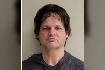 இவரைக் கண்டால் கனடிய போலீசாருக்கு உடன் அறிவிக்கவும்