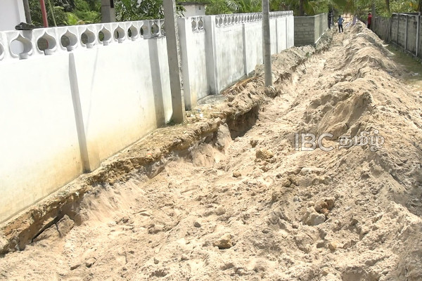 தாளையடி நன்னீர் திட்ட நிறுவனத்தின் முறையற்ற செயற்பாடு! உடுத்துறையில் குழப்பம் | Improper Operation Of Freshwater Project Company தாளையடி நன்னீர் திட்ட நிறுவனத்தின் முறையற்ற செயற்பாடு! உடுத்துறையில் குழப்பம் | Improper Operation Of Freshwater Project Company